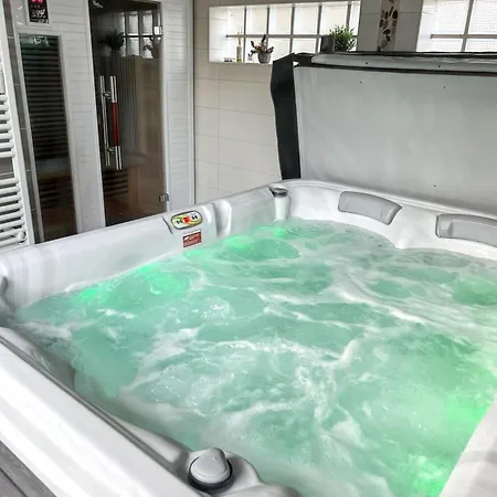 A Aux Etangs Avec Jacuzzi 42 M² * La Ferriere-aux-Etangs
