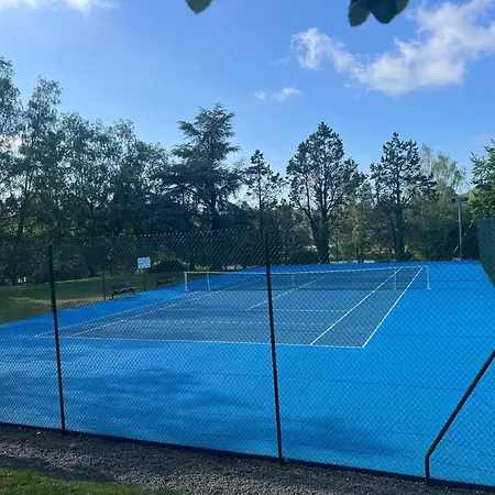 A Avec Jacuzzi - 42 M² *