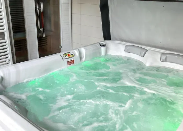 A Avec Jacuzzi - 42 M² * La Ferriere-aux-Etangs